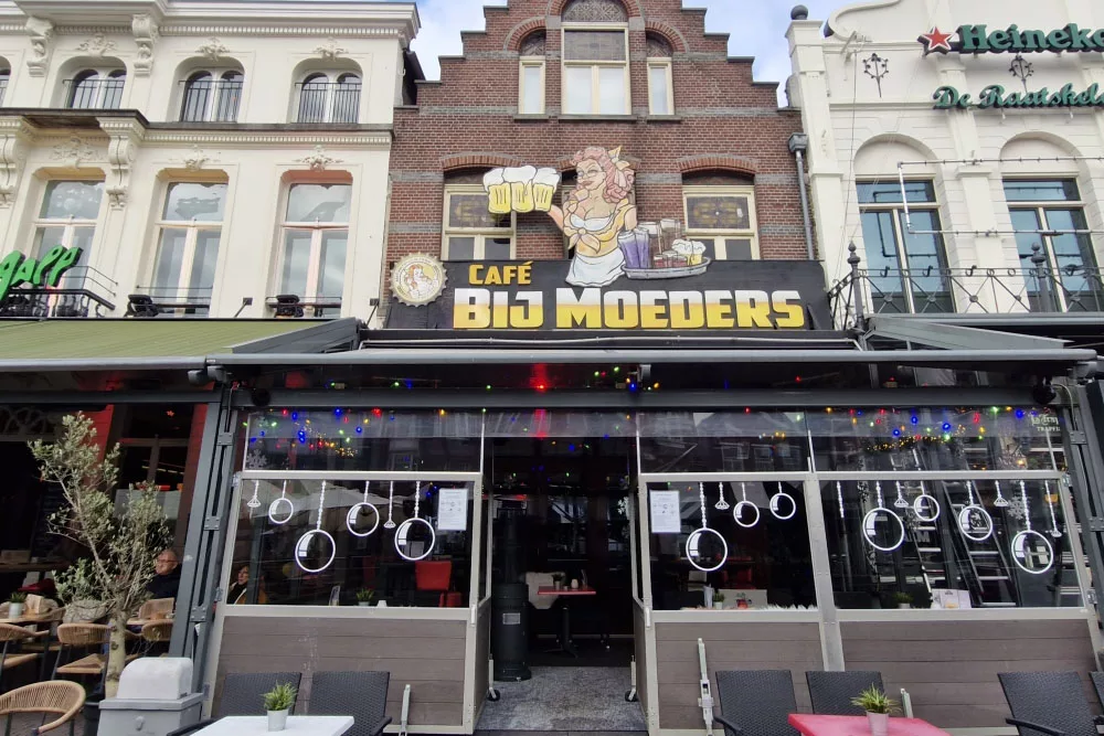 Café Bij Moeders